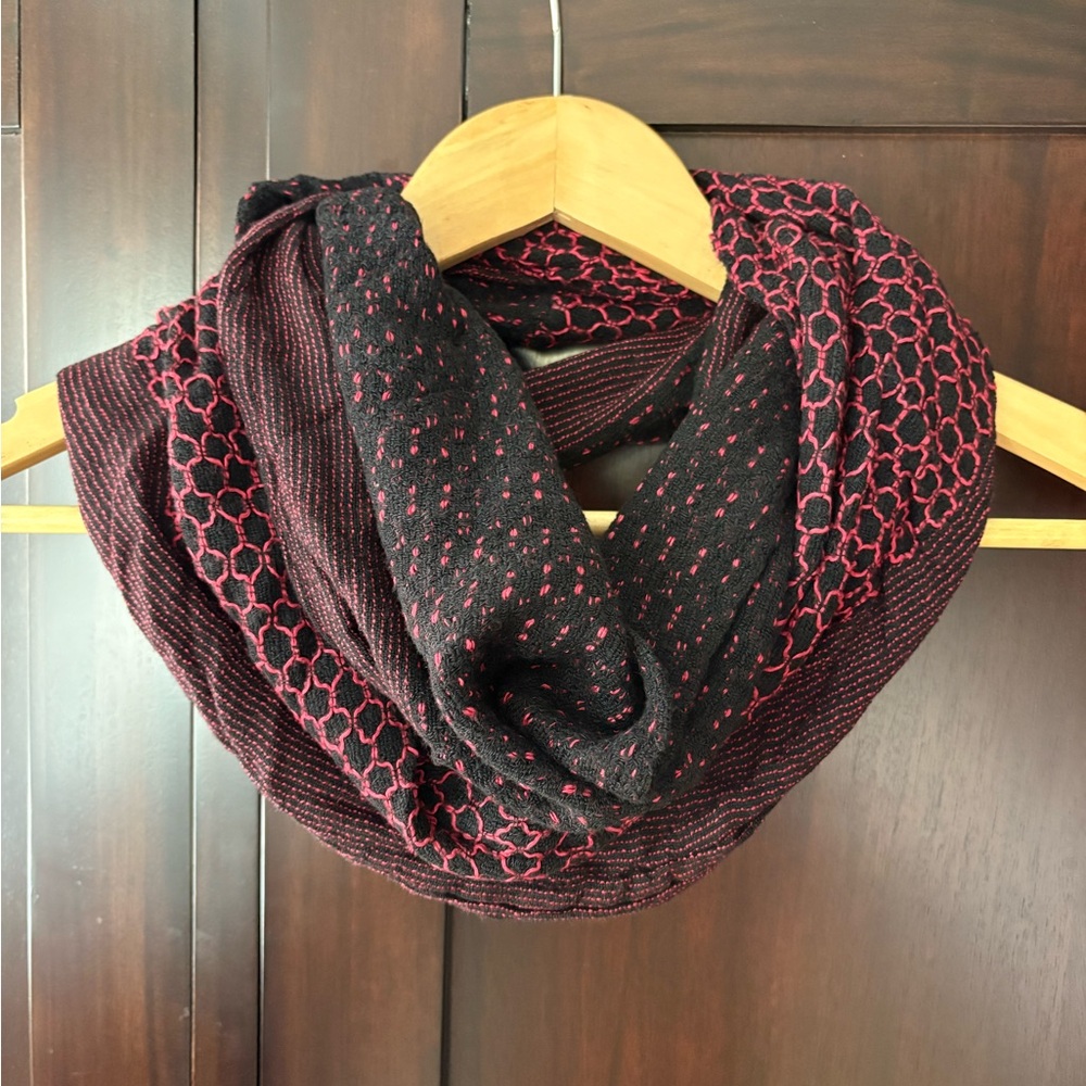 Rising Tide Black and Pink/Red Patterned Scarf